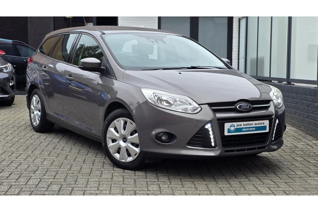 56415677