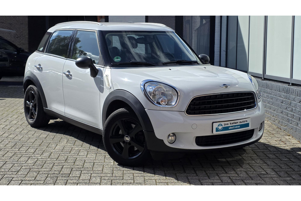 56658892